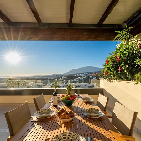 شقة Luxury Escape - Flamingos Golf Retreat إِستيبونا