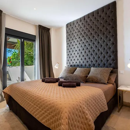 Luxury Escape - Flamingos Golf Retreat إِستيبونا