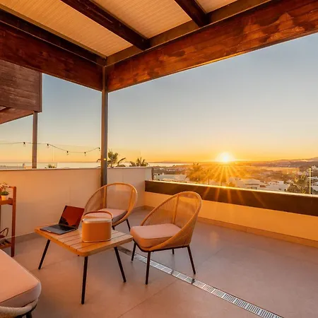 Luxury Escape - Flamingos Golf Retreat Apartment *