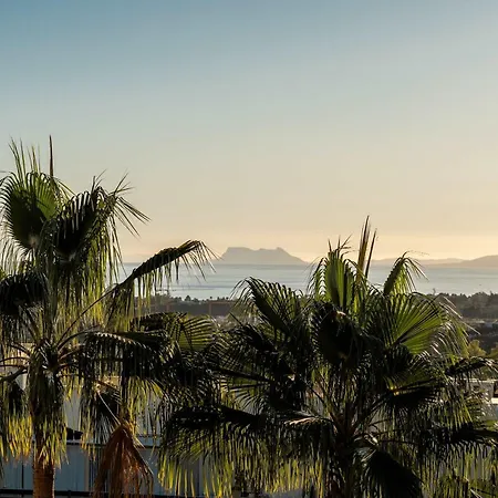 Apartment Luxury Escape - Flamingos Golf Retreat *