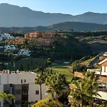 Apartment Luxury Escape - Flamingos Golf Retreat *