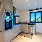 Luxury Escape - Flamingos Golf Retreat Apartment